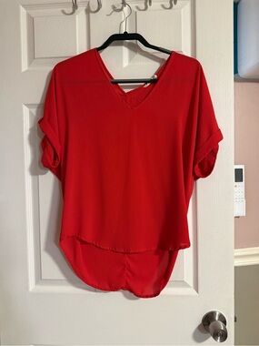 Lush Bright Red V-Neck Short Sleeve Blouse